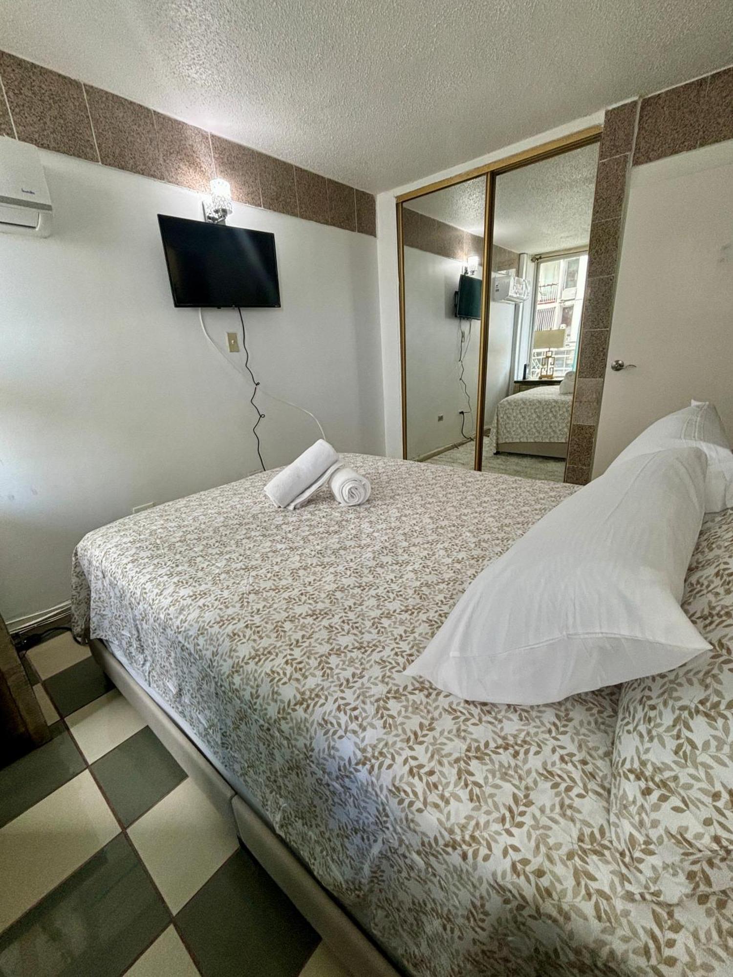 Isla Verde Modern Apartment With Pool San Juan Extérieur photo